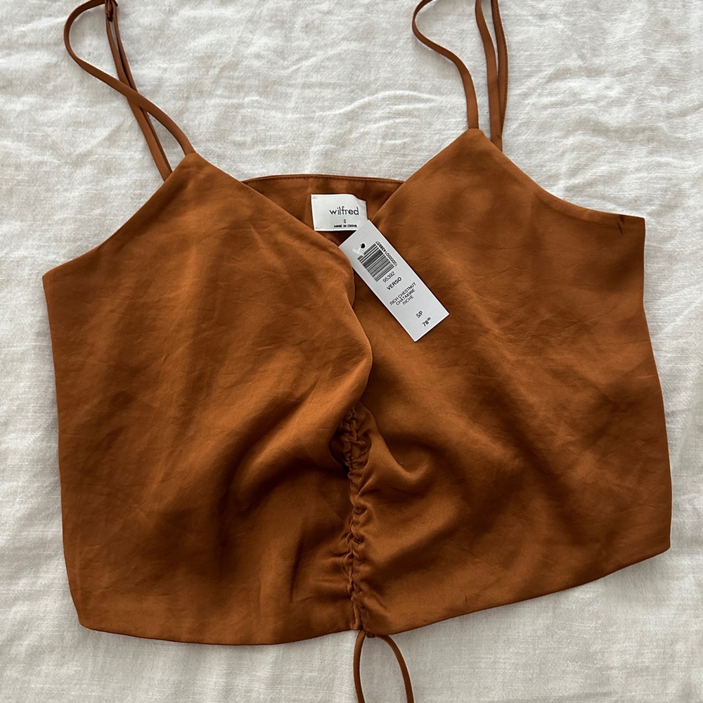 NWT! Aritzia Wilfred Verso Tank